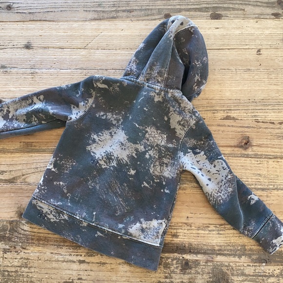 3T Cabelas camo zip hoodie - Picture 4 of 4